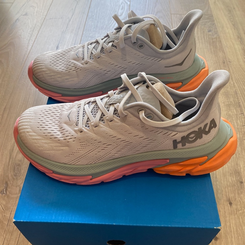Hoka Clifton Edge